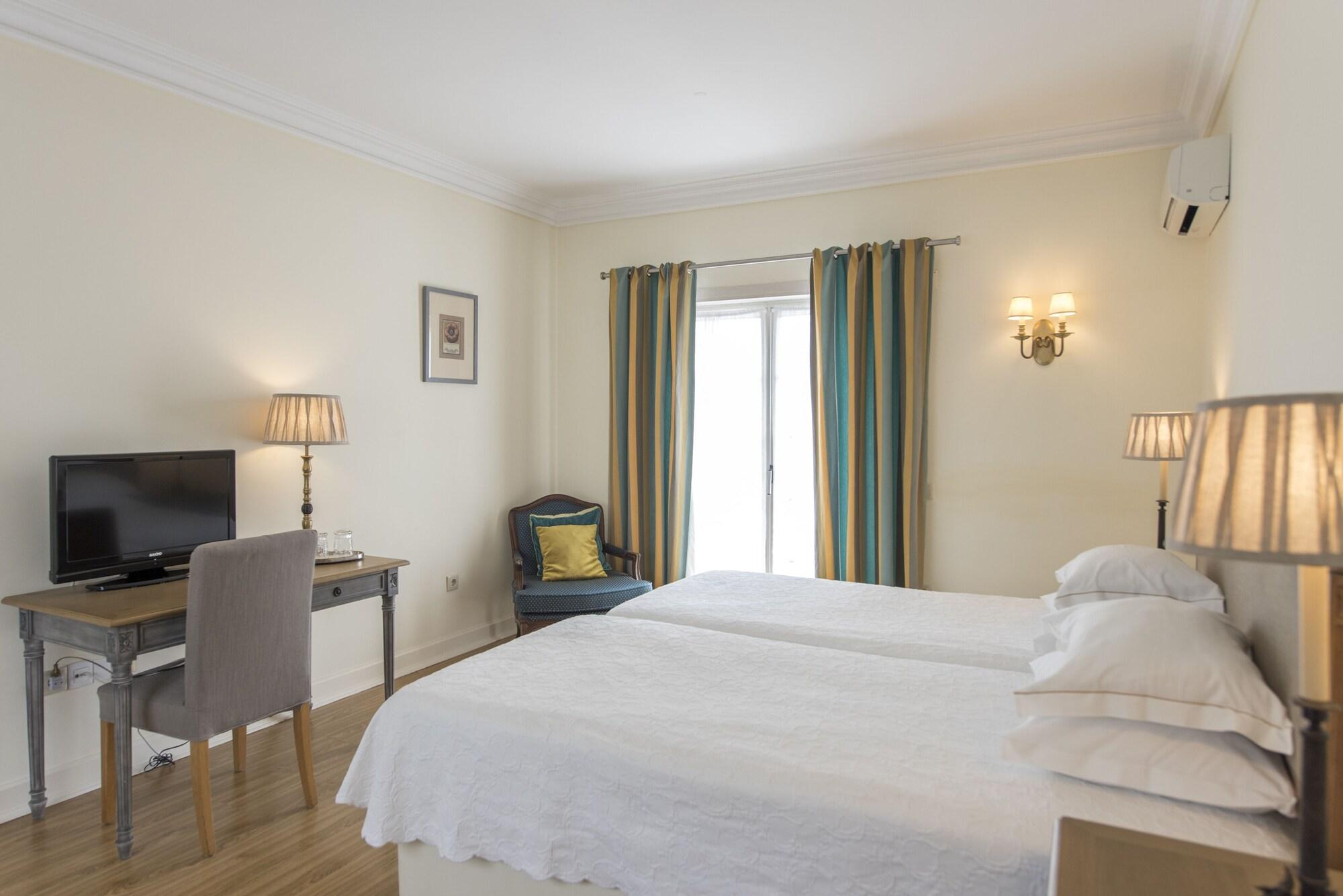 The Charm Of Cascais Hotel Bagian luar foto